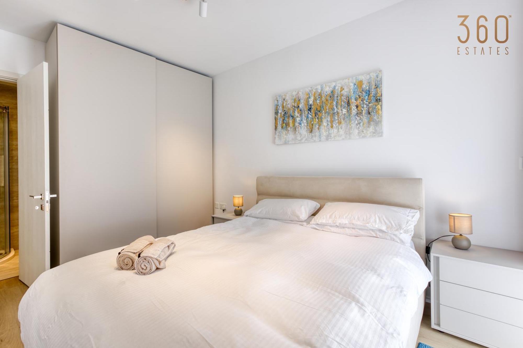 Designer 2Br Home With Stunning Views In St Pauls By 360 Estates St. Paul's Bay Buitenkant foto